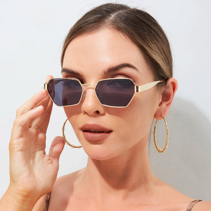 Golden Gaze Sunglasses